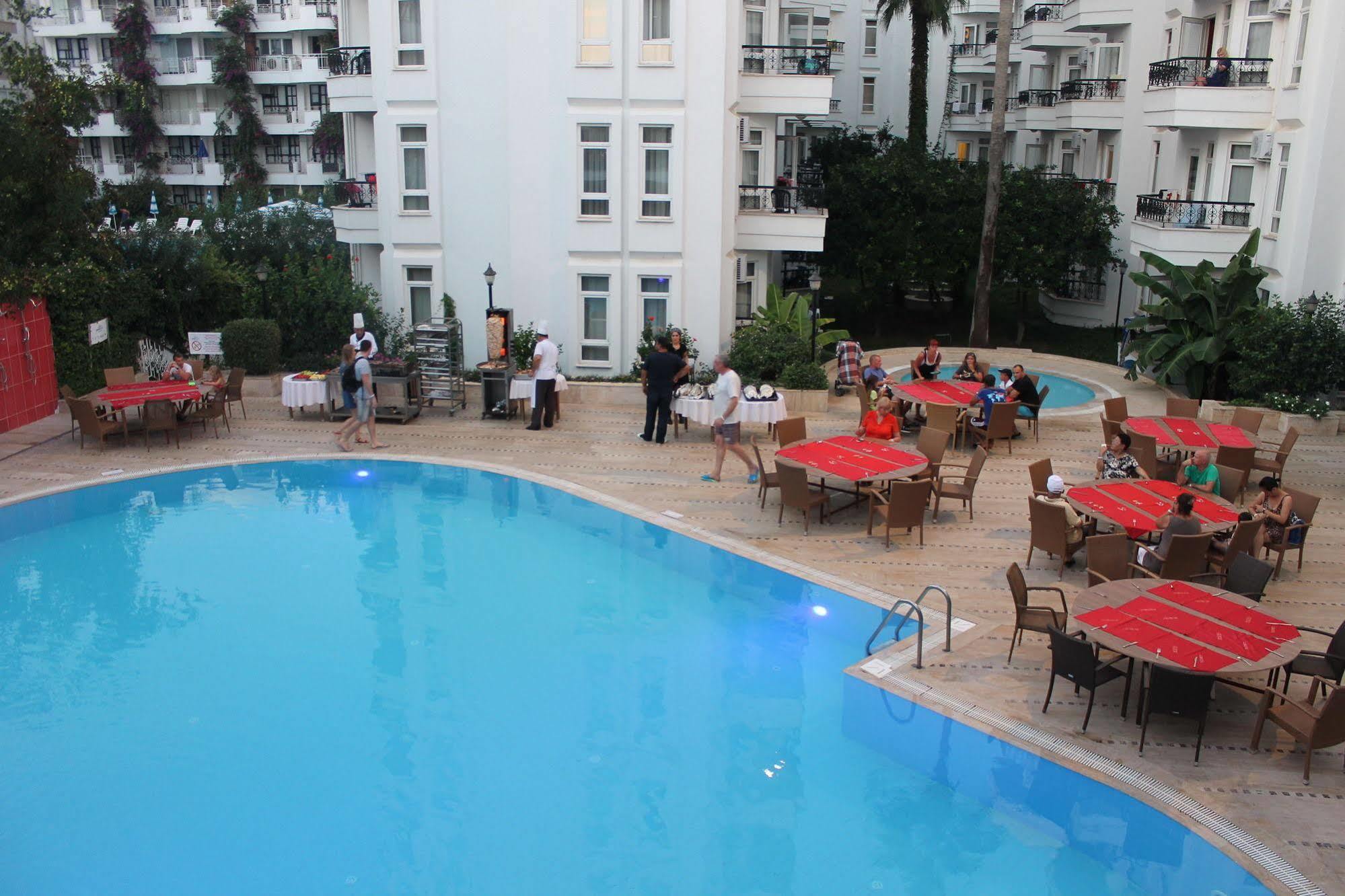 קרגיג'ק Xeno Hotels Club Mare מראה חיצוני תמונה