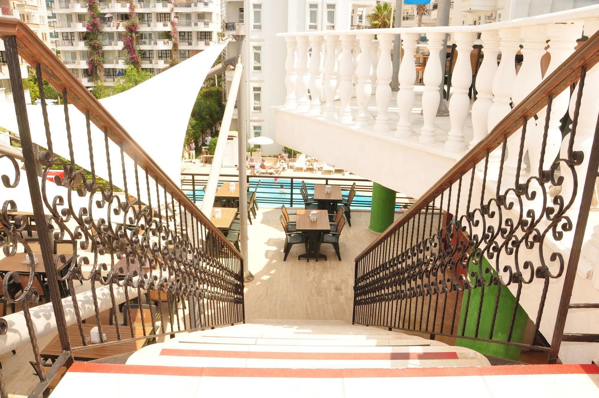 קרגיג'ק Xeno Hotels Club Mare מראה חיצוני תמונה
